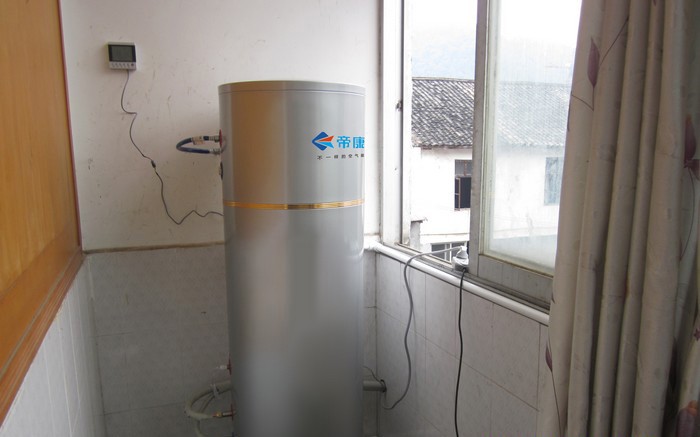 家用空气能热水器安装实例